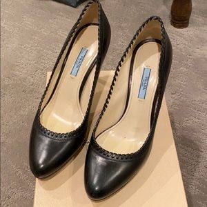 Prada Black Leather Whipstitch high heel pump 39